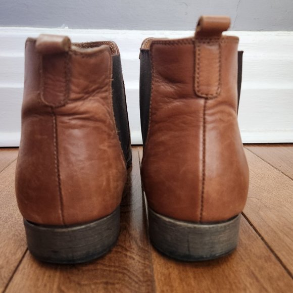 Dune Leather Chelsea Boots, Size 39 - Picture 7 of 7